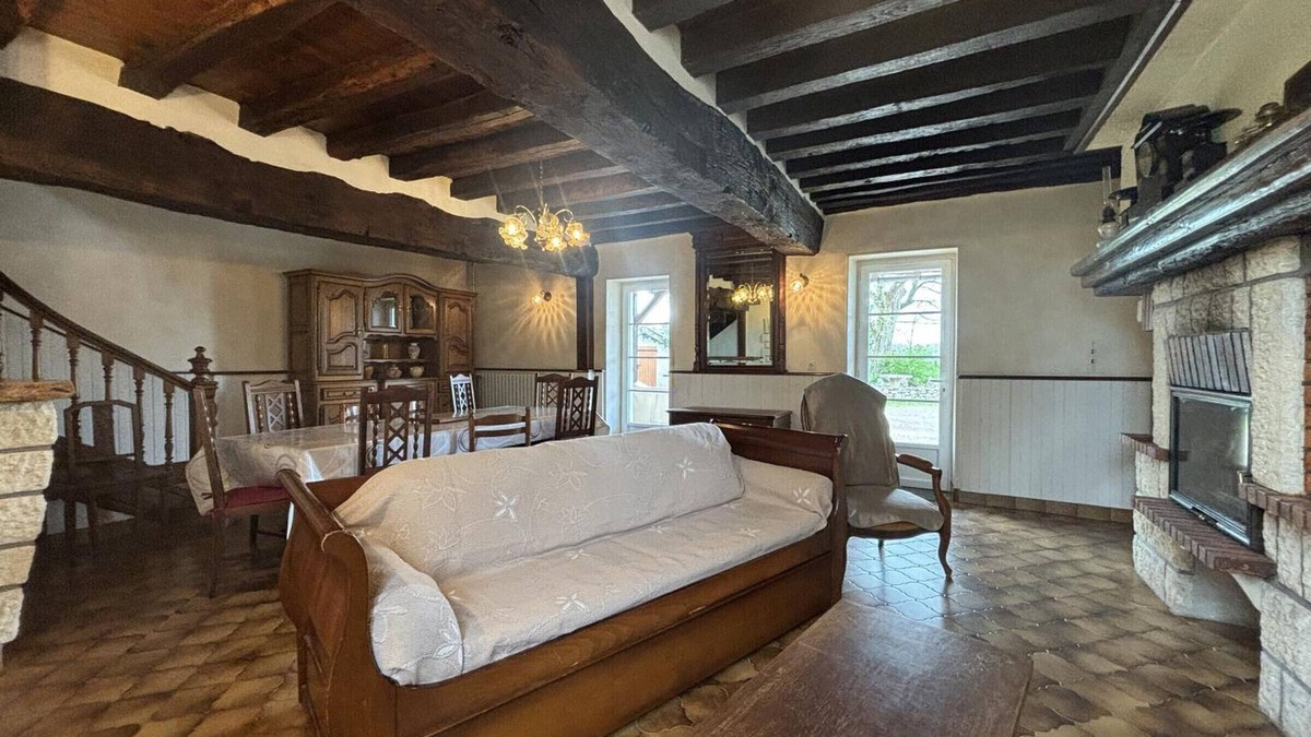 Saint-Pourcain-sur-Sioule Cottage | Gite Saint-Pourçain-sur-Sioule, 4 bedrooms, 9 persons