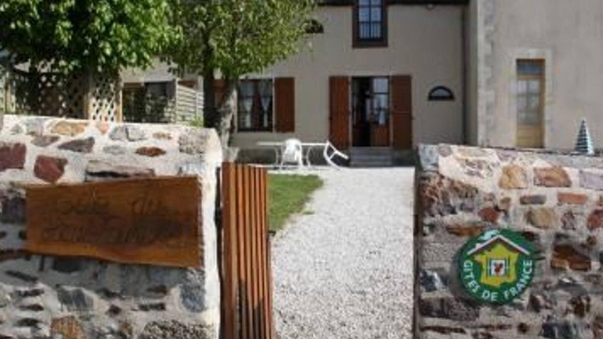 Saint-Leonard-des-Bois Cottage | Gite Saint-Léonard-des-Bois, 3 bedrooms, 6 persons