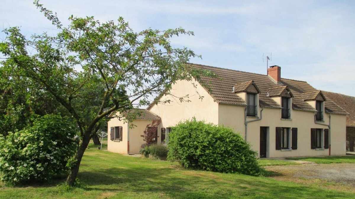 Saint-Palais House | Gite Saint-Palais (Allier), 5 bedrooms, 10 persons