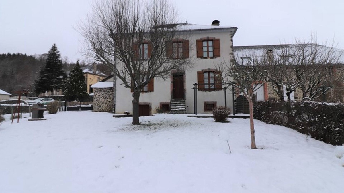 Sainte-Eulalie Cottage | Gite Sainte-Eulalie, 5 bedrooms, 9 persons