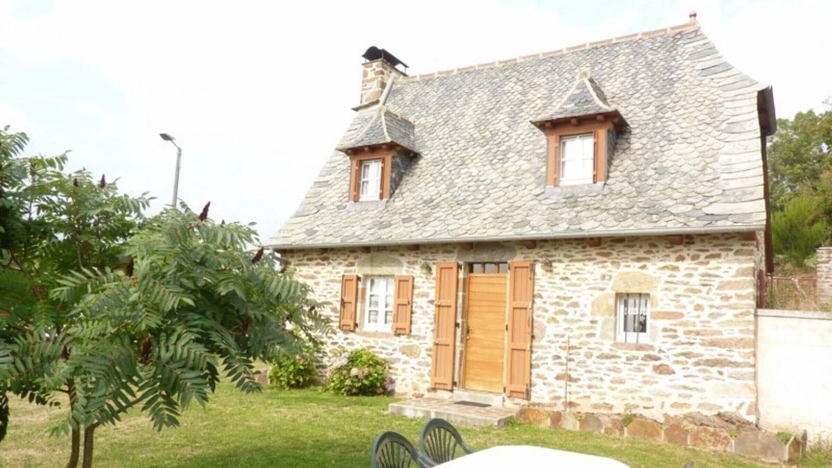 Sansac-Veinazes Cottage | Gite Sansac-Veinazès, 2 bedrooms, 4 persons