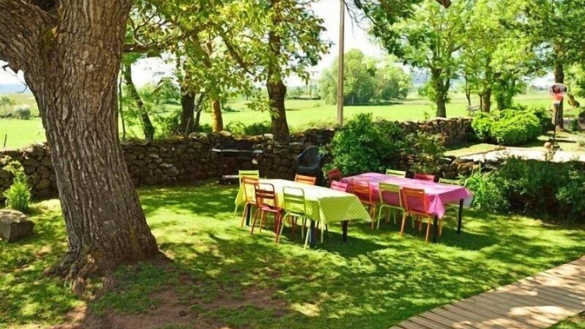 Solignac-sur-Loire Cottage | Gite Solignac-sur-Loire, 4 bedrooms, 14 persons