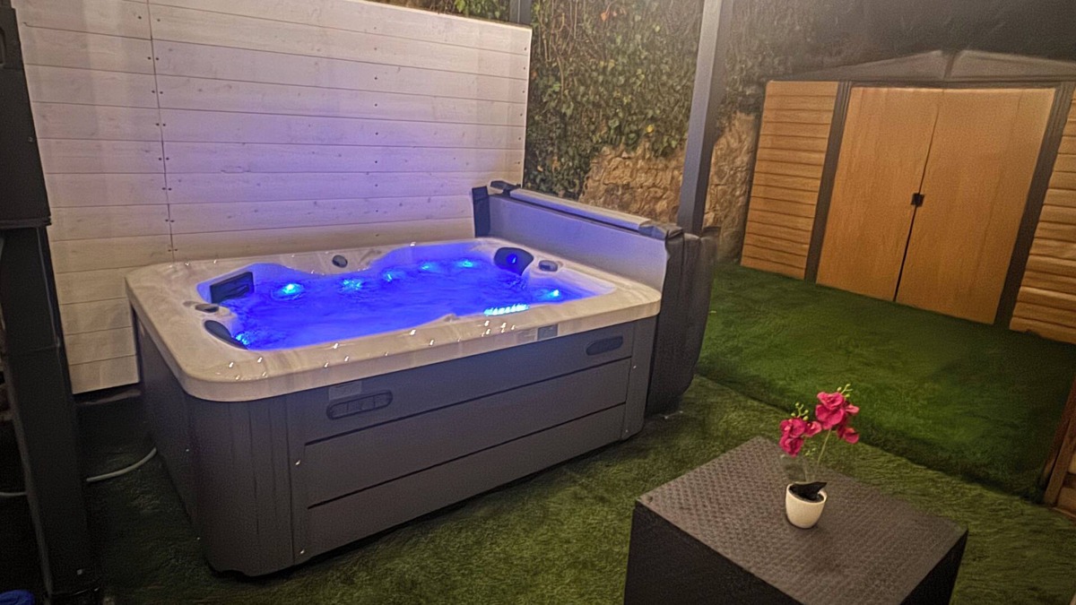 Clairvaux-les-Lacs Apartment | Gite Spa du Thamis Clairvaux les lacs 5 min from the lake