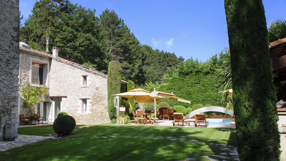 Forcalquier House | Gite Studio Standard Dans Demeure Provençale en Pleine Nature, spa et Piscine