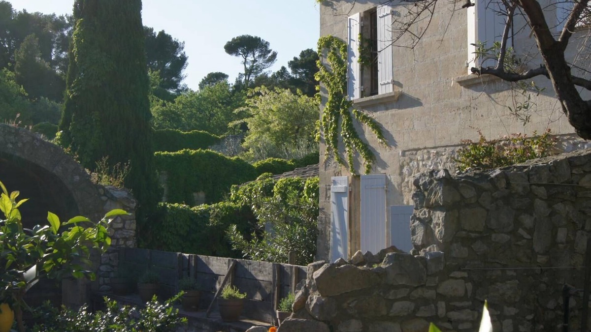 Villeneuve-les-Avignon Cottage | Gîte-Superior-Ensuite with Bath-Courtyard view