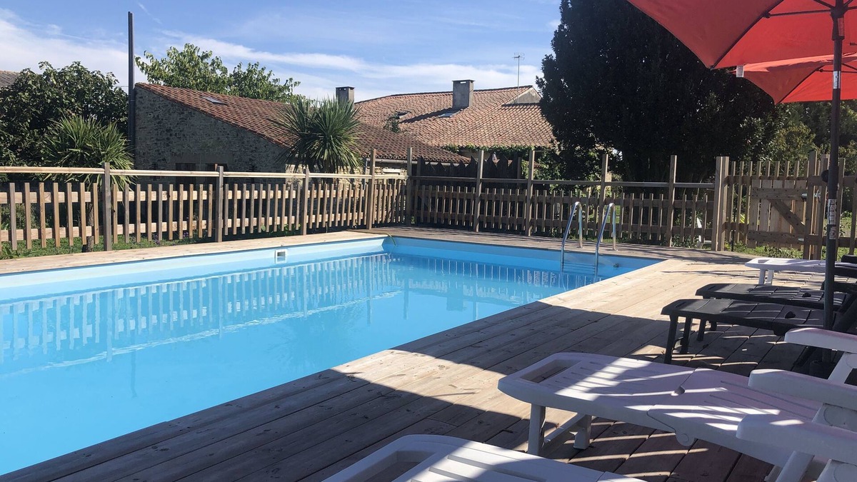 Cezais Cottage | Gite, swimming pool, 2 bedrooms/5 pers. - Puy du Fou/Marais poitevin/Mervent/Vouvant
