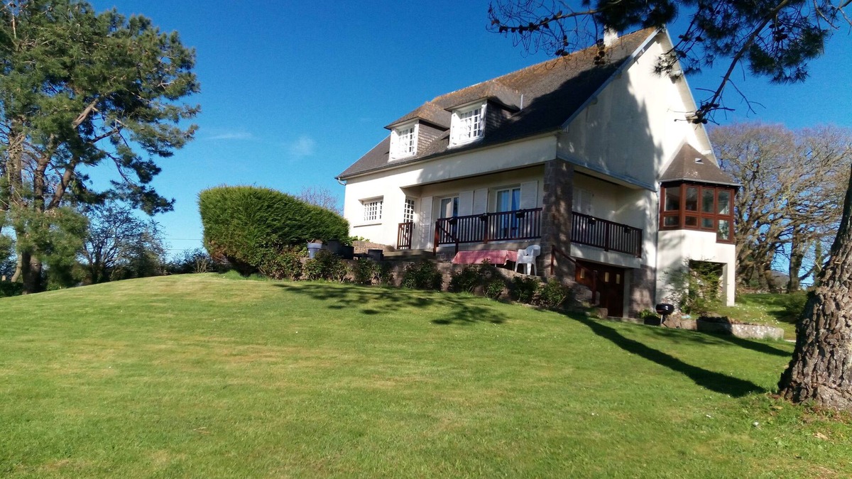 Fermanville House | Gîte Sylvyge - well-being 2 steps from the sea.