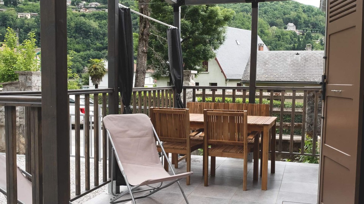 Ax-les-Thermes Apartment | Gite T2 4 * private parking-terrace-sauna-gym-wifi