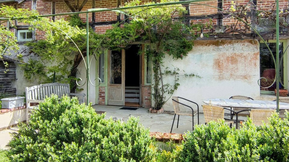 Theillay Cottage | Gite Theillay, 3 bedrooms, 6 persons