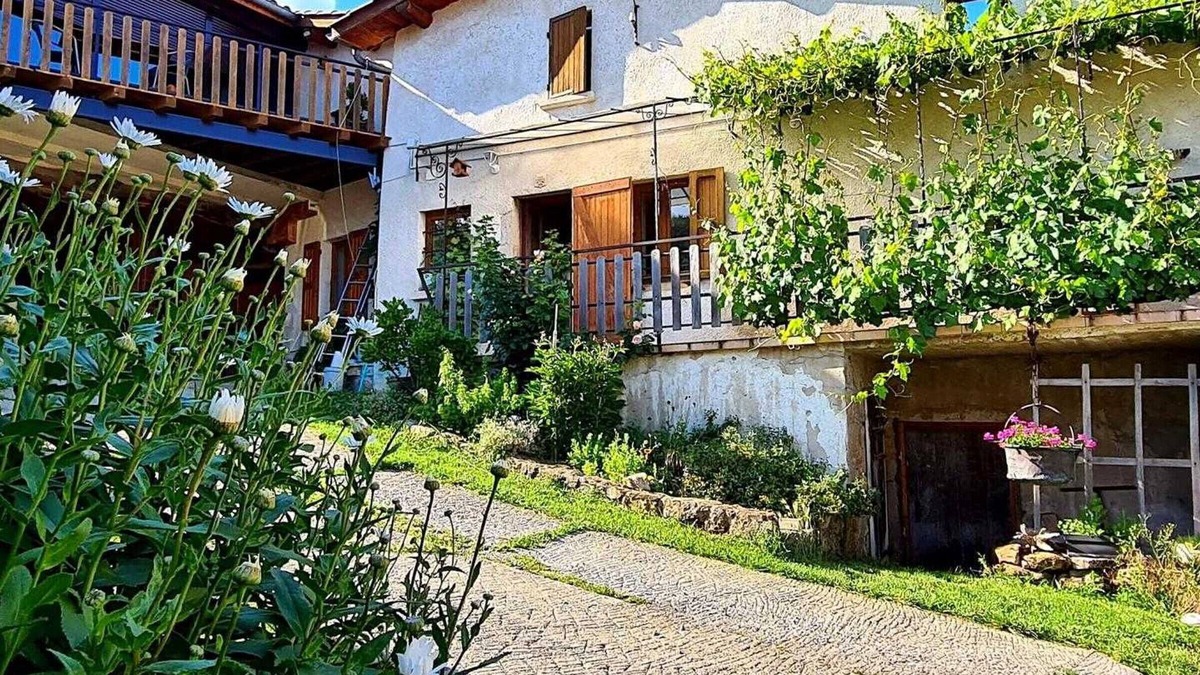 Veranne Cottage | Gite Véranne, 2 bedrooms, 4 persons