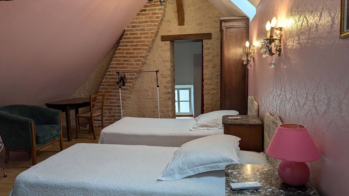 Vennecy Cottage | Gite Vennecy, 3 bedrooms, 6 persons