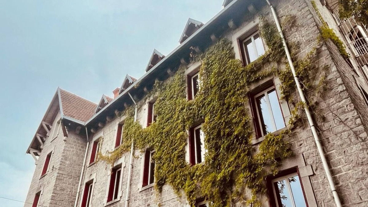Plainfaing Apartment | Gite Vert, Four Stars Independent Apartment in an ancient Manor
