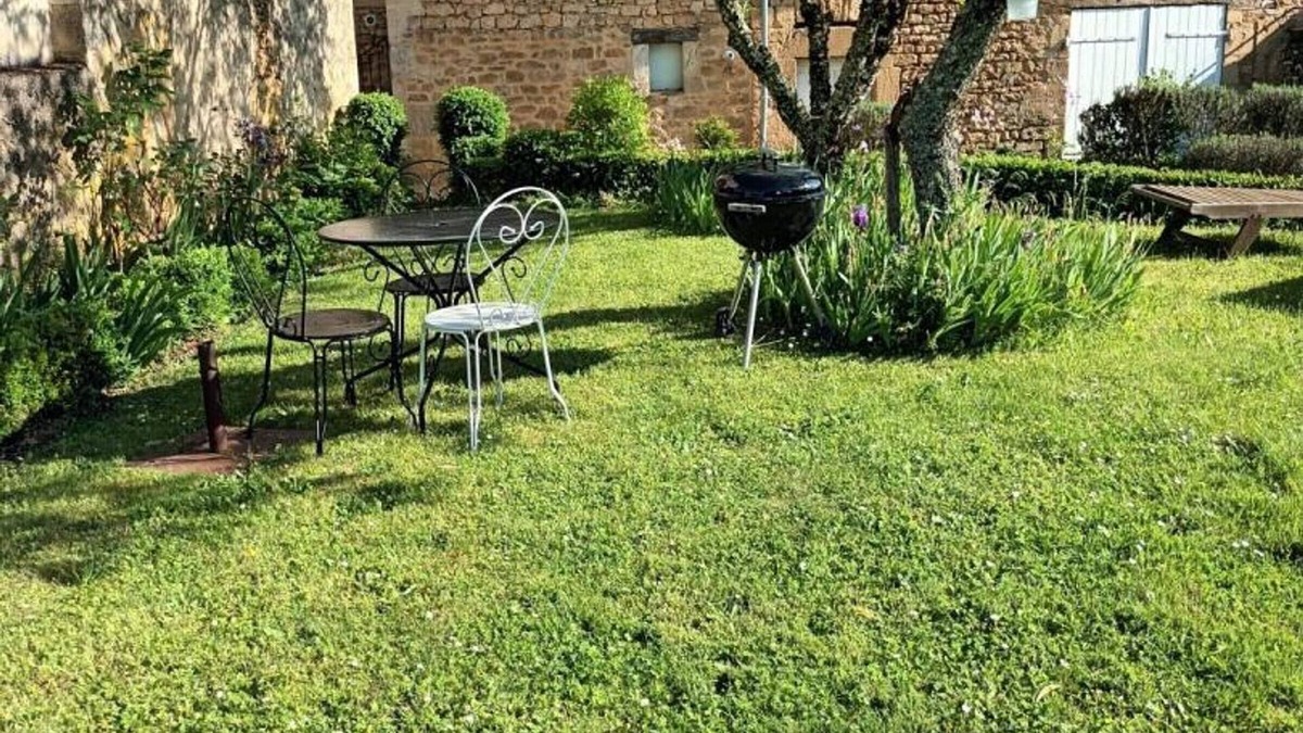 Veyrignac Cottage | Gite Veyrignac, 3 bedrooms, 5 persons
