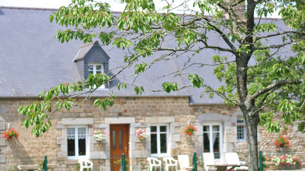 Villedieu-les-Poeles-Rouffigny Cottage | Gite Villedieu-les-Poêles, 3 bedrooms, 8 persons
