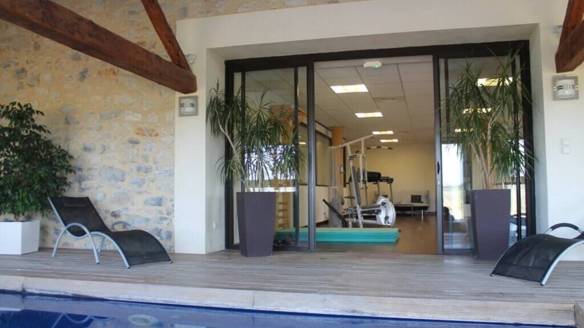 Raissac-d'Aude House | Gîte with: garden, BBQ, swimming pool, spa, tennis, gym, ideal famillel