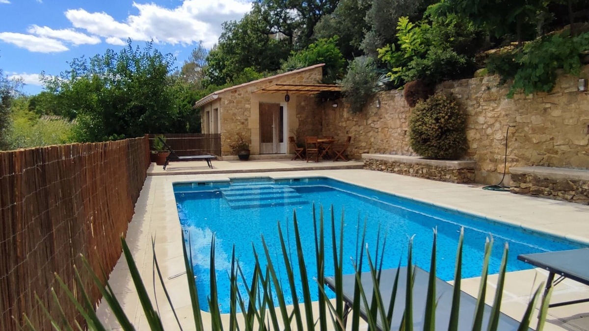 Goudargues House | Gite with panoramic view in the heart of nature