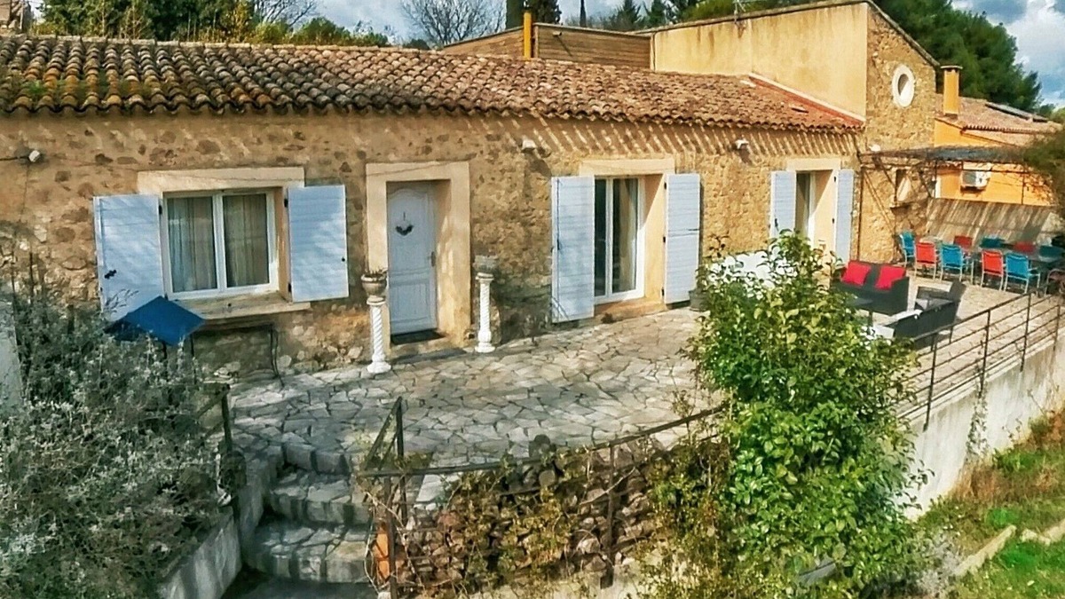 Grabels House | Gîte with swimming pool and jacuzzi for 15 people