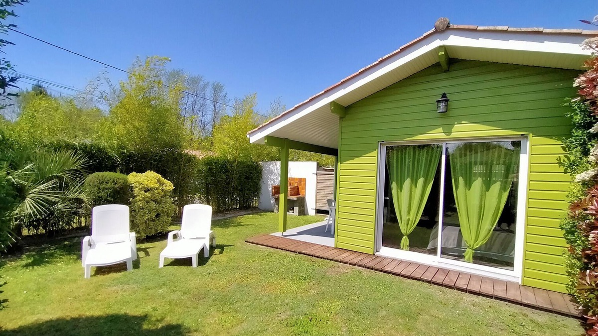 Brach Cottage | Gite with swimming pool wellness area shared between Bordeaux and Lacanau ocean
