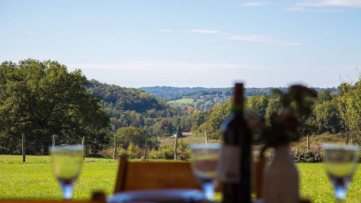 Villamblard Cottage | Gites Boutique Stable End Sleeps 4 (2 Bedrooms)