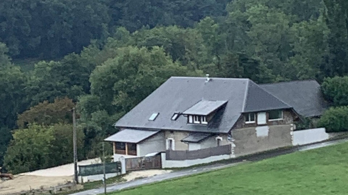 Cessens House | Gites Entre 2 Lacs