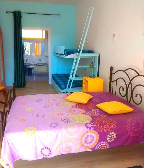 Auterrive House | Gites et Chambres La colo du gave