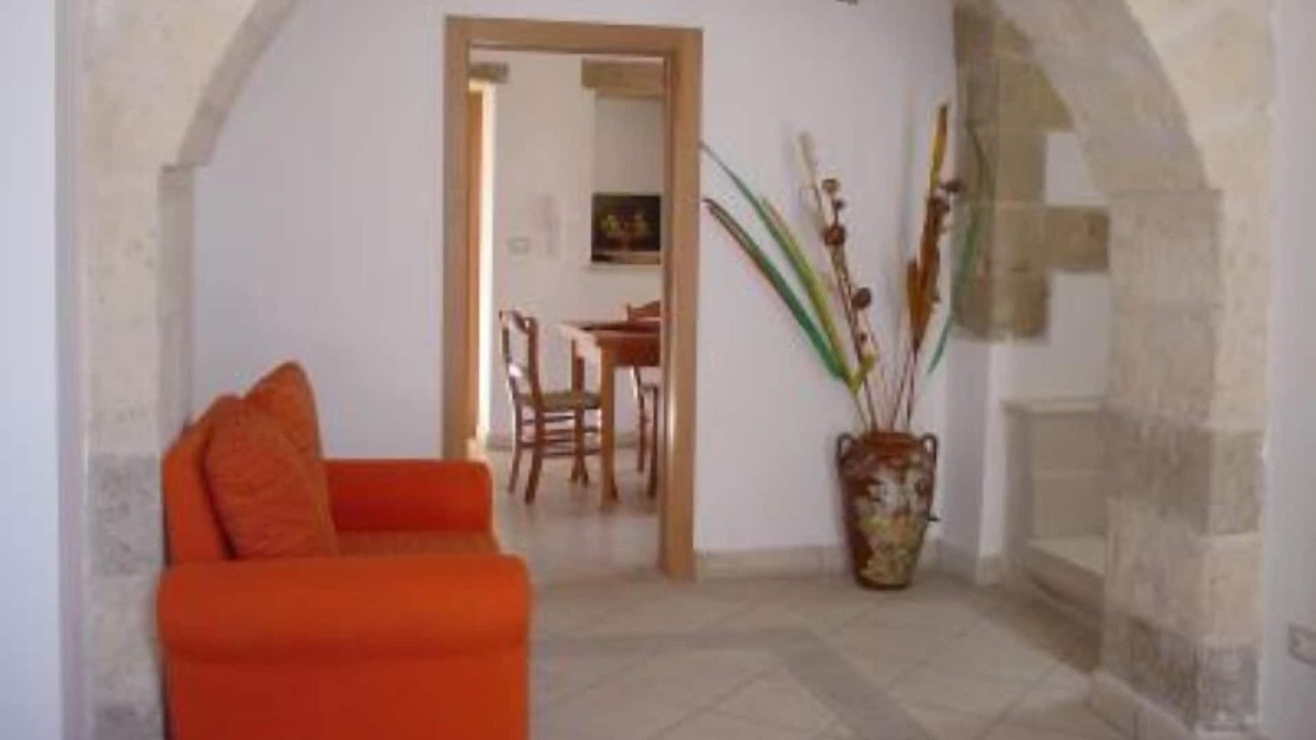 Giuggianello House | Giuggianello: Mansion - GIUGGIANELLO