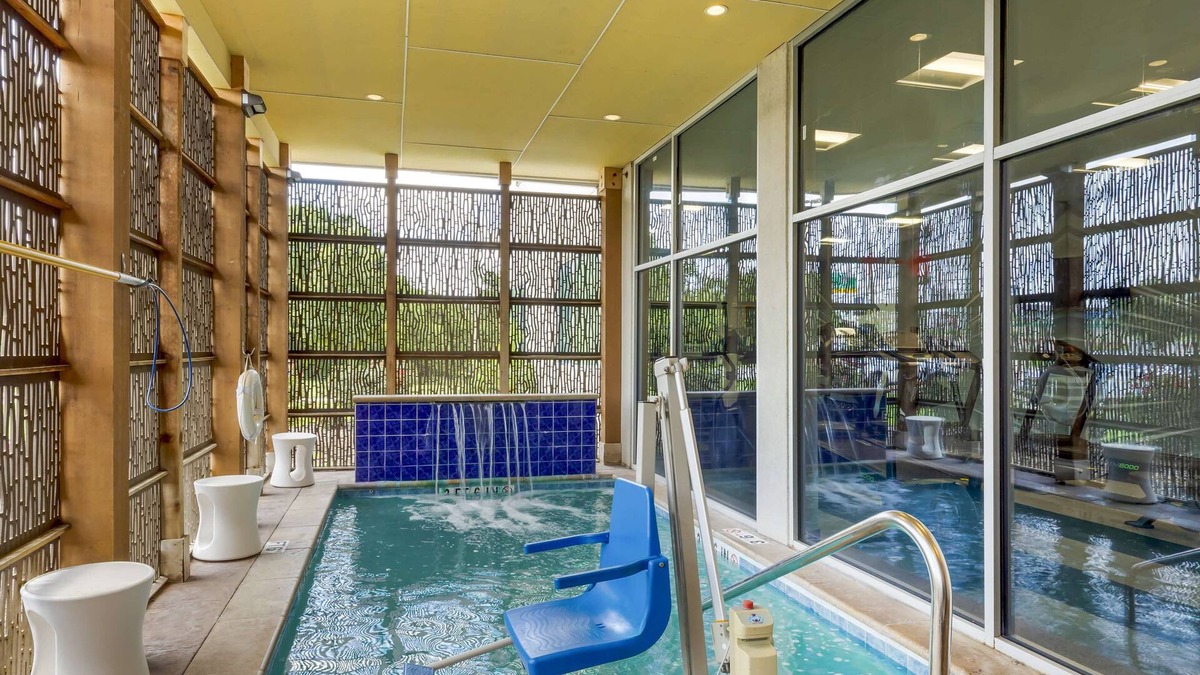 DeSoto Hotel | GLō Best Western Dallas South DeSoto