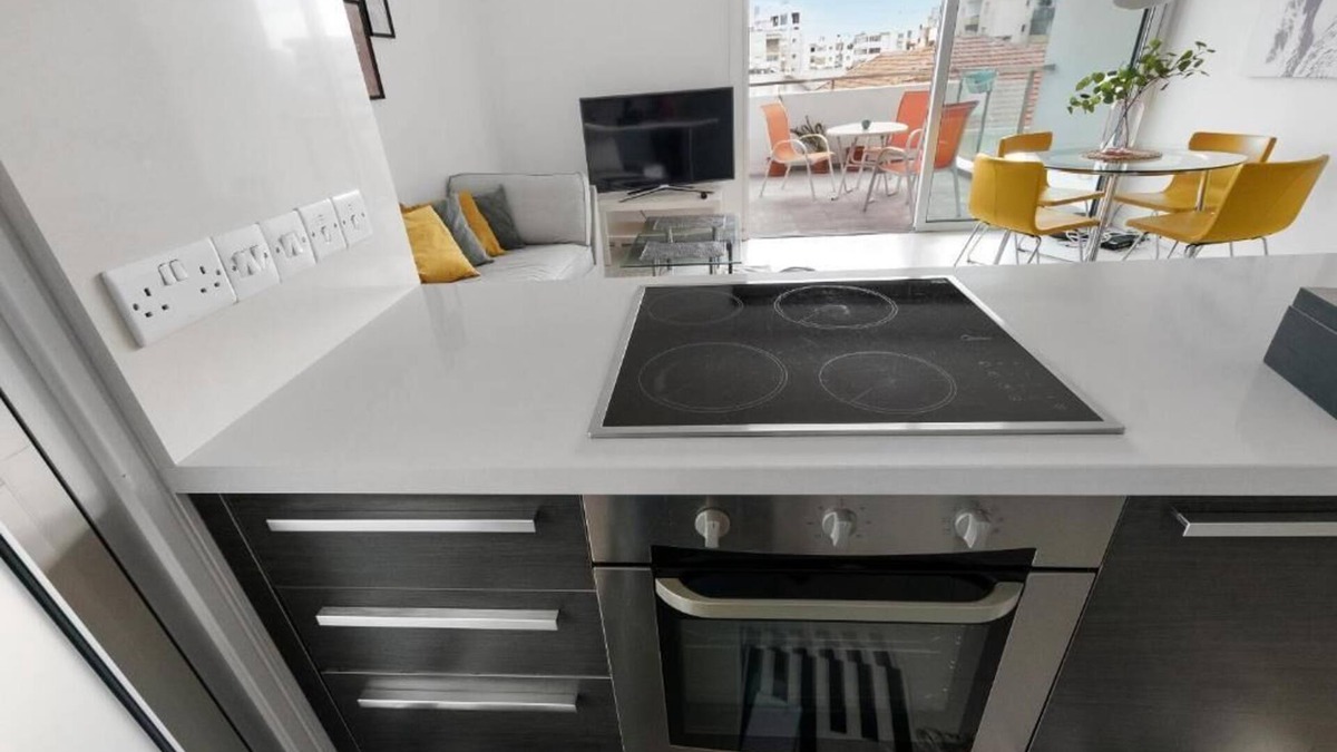 Lykabittos Apartment | Glabur Stays - The Fabulous 2 Bedroom Apt, City Center