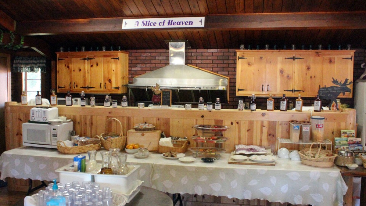 Essex Cabin | Glacier Haven Inn