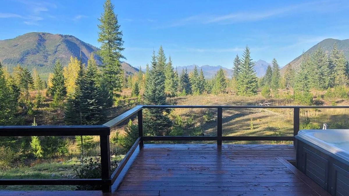 West Glacier House | Glacier Majesty · Getaway Next Door to Glacier National Park