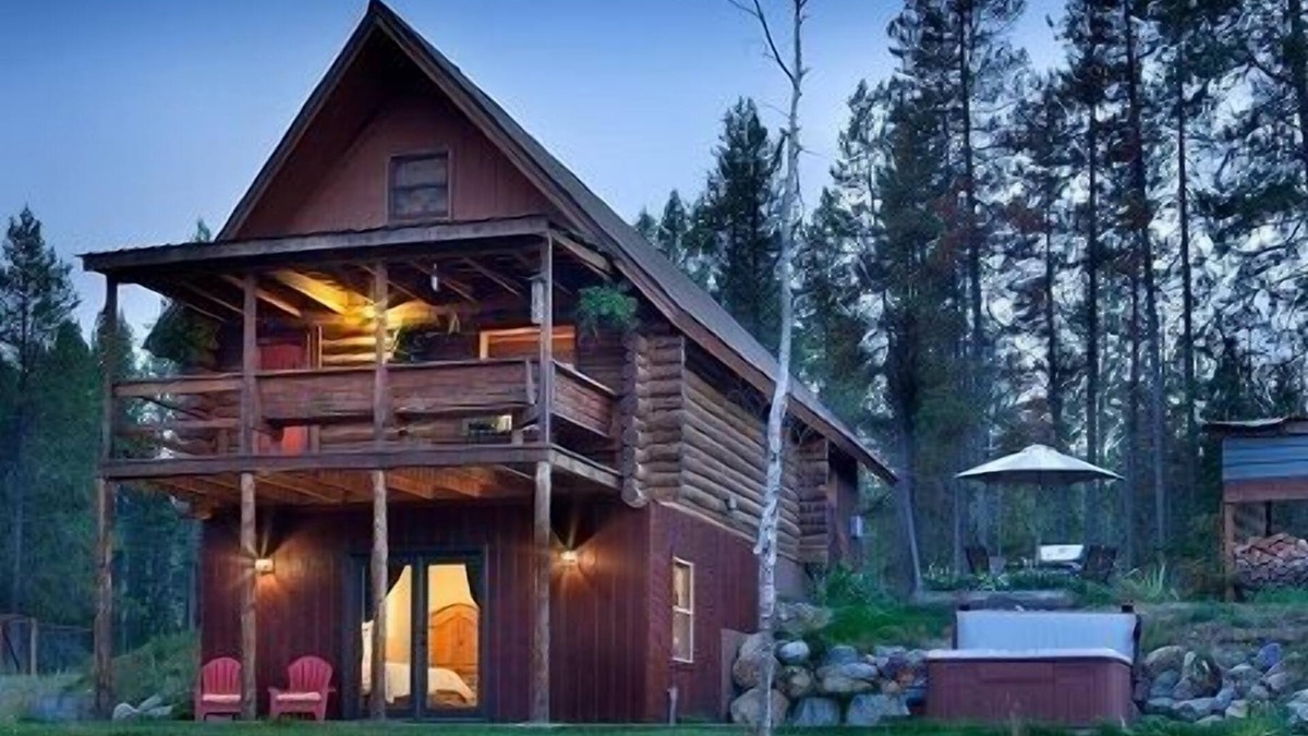 Columbia Falls Ski Chalet | Glacier Mountain Views