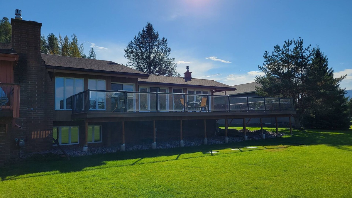 West Glacier House | Glacier park views on the golf course! Great for Families.
