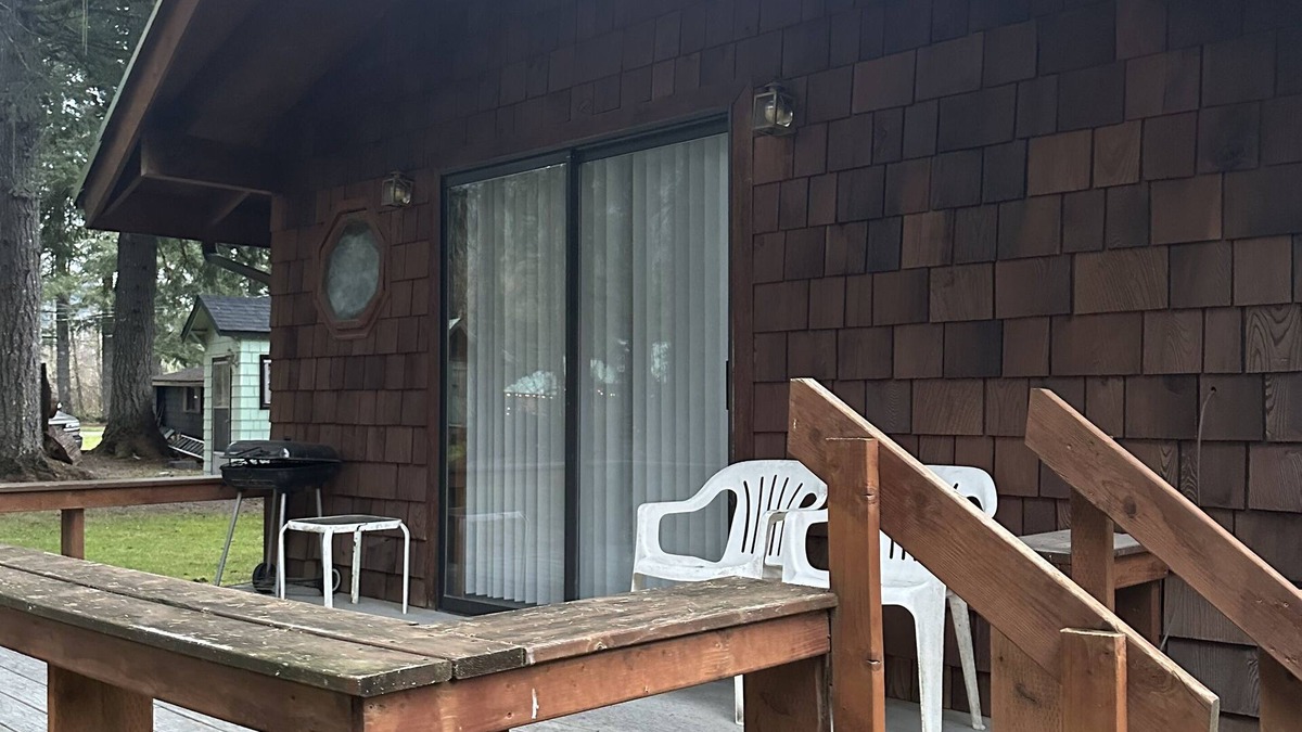 Rockport Cabin | Glacier Peak Resort