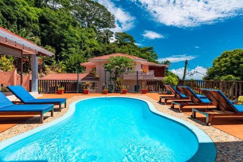 Glacis Bed & Breakfast | Glacis Heights Villa