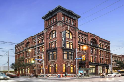 Beaconsfield Village Hotel | Gladstone House