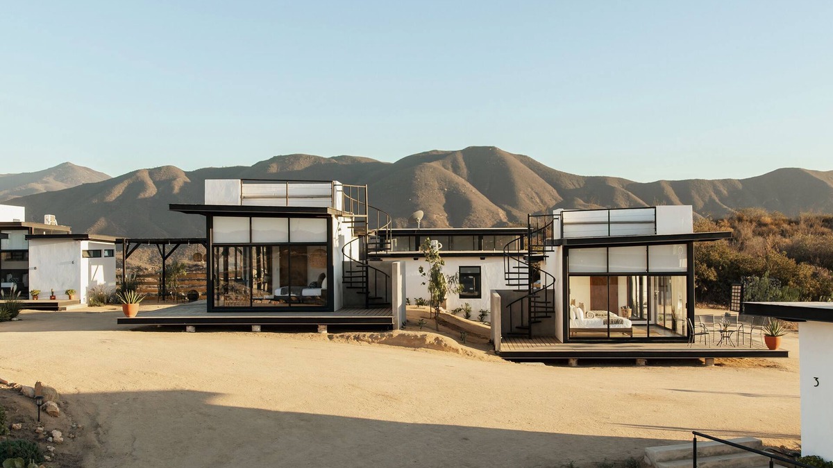 Valle de Guadalupe Cottage | Glamorous modern boutique 6 BR property, with rooftop views