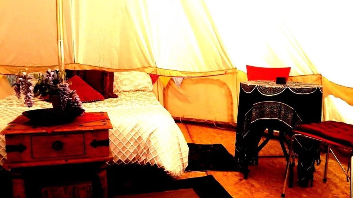 Bearii Villa | Glamp ~ Camp in style with a difference. Bathroom next to your Glamp. Cozy.