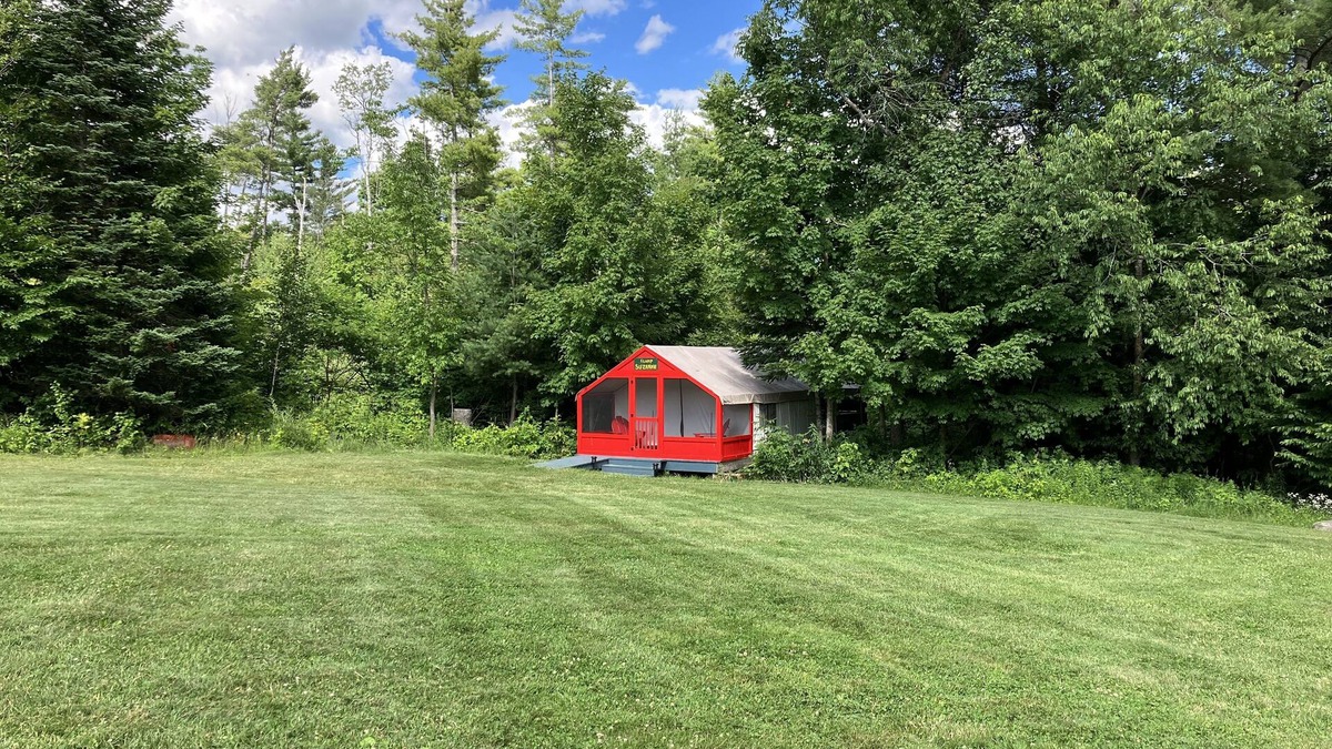 North River Cabin | GLAMP SUZANNE: CANVAS CABIN ON PRETTY ADIRONDACK FARM OFFERS PRIVACY AND VIEWS