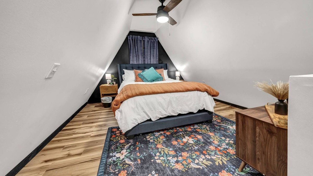 Wellington Cabin | Glamping A-Frame Cabin w/Back Deck + Fire Pit - Scenic DBNF, Cave Run Lake, RRG
