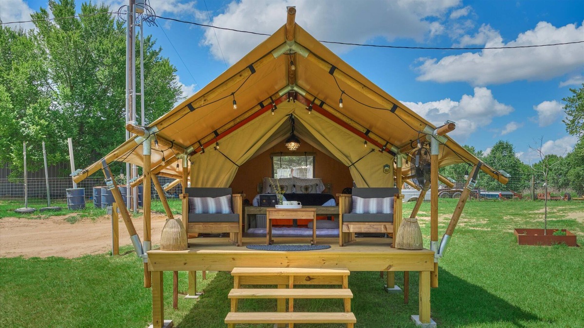 Navasota Other | Glamping at BeeWeaver Honey Farm
