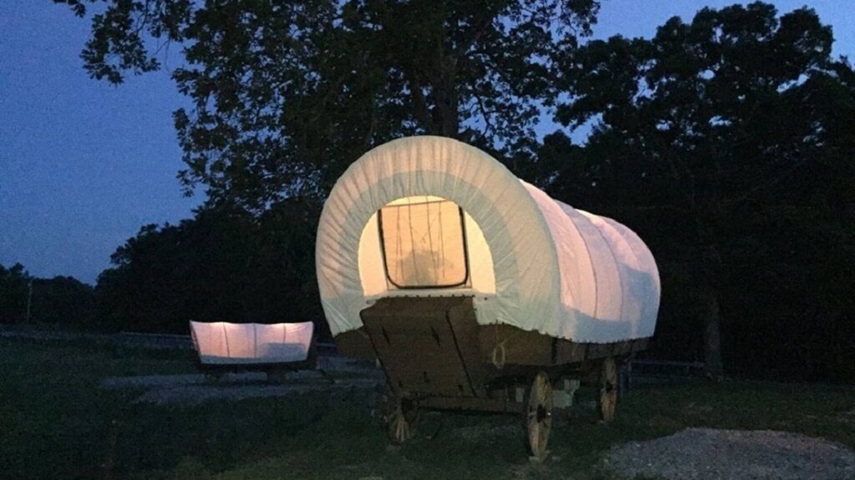 Jamestown RV Rental | Glamping Back in Time
