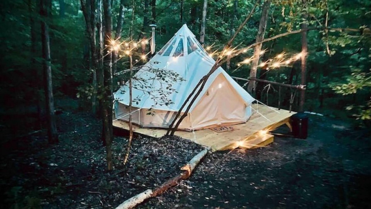 Elberton RV Rental | Glamping Bell Tent in a forest escape right next to the lake!