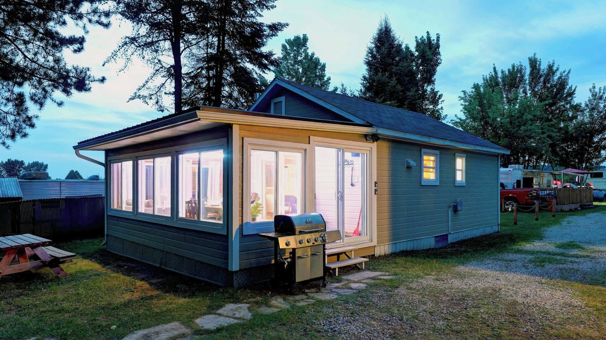 Saint-Michel-des-Saints House | Glamping chalet on campsite Boat Lac Naviguable