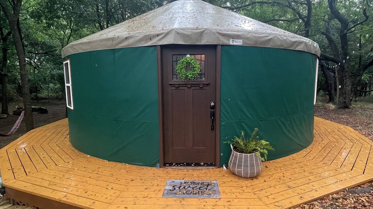 Waxahachie Cottage | Glamping in Waxahachie, Come stay in our luxury Yurt in the Woods with a Hot Tub