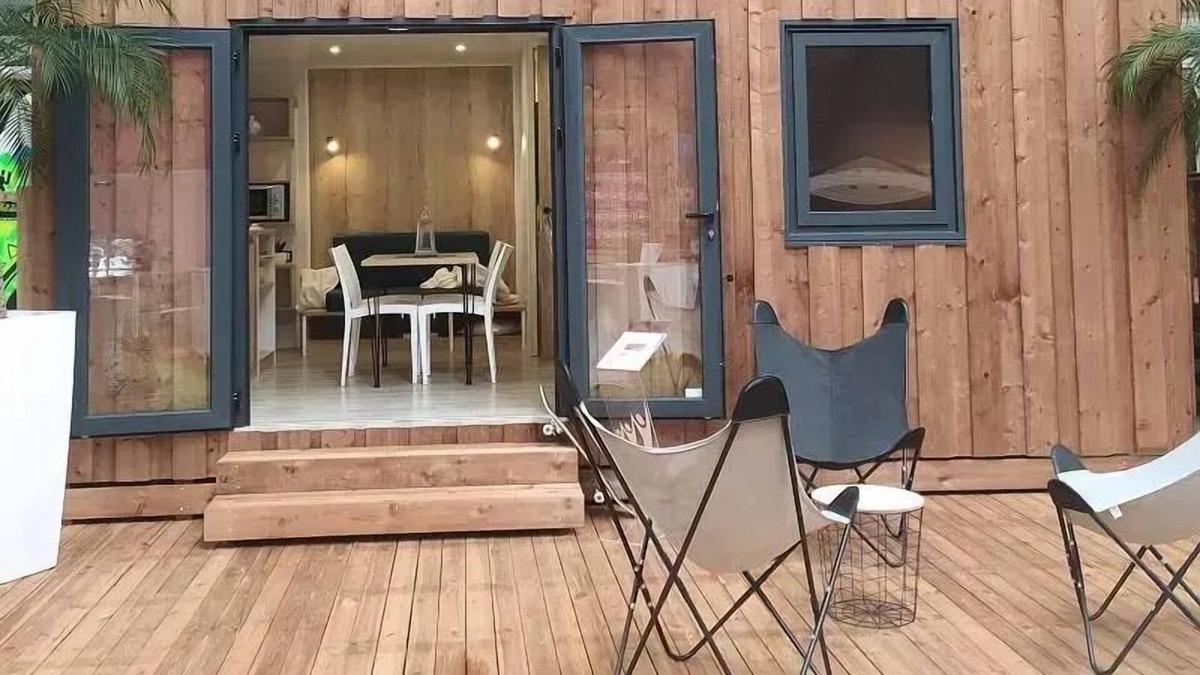 Laussac Cabin | Glamping Kabine 22m2 (2 Schlafzimmer) - ohne Sanitäranlagen 5 Personen