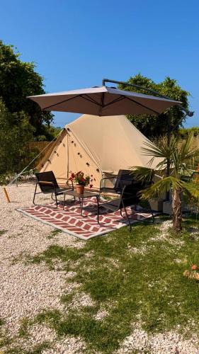 Torino di Sangro Other | Glamping La Yurta nel Verde luxe ingerichte 6persoons Belltent