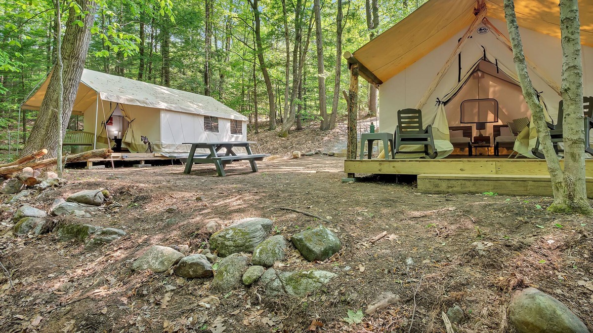 Middle Grove RV Rental | Glamping Tent/ electricity/ on stream