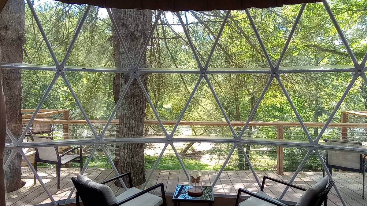 Sutton Resort | GlampOut Resort - Elk River