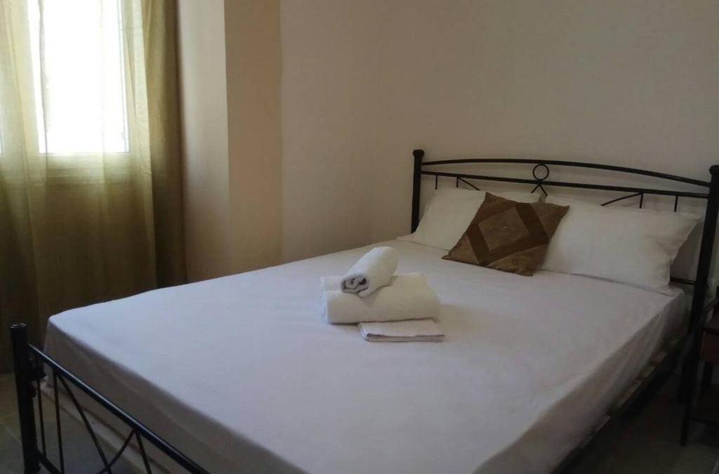 Skaramangas Hotel | Glaros
