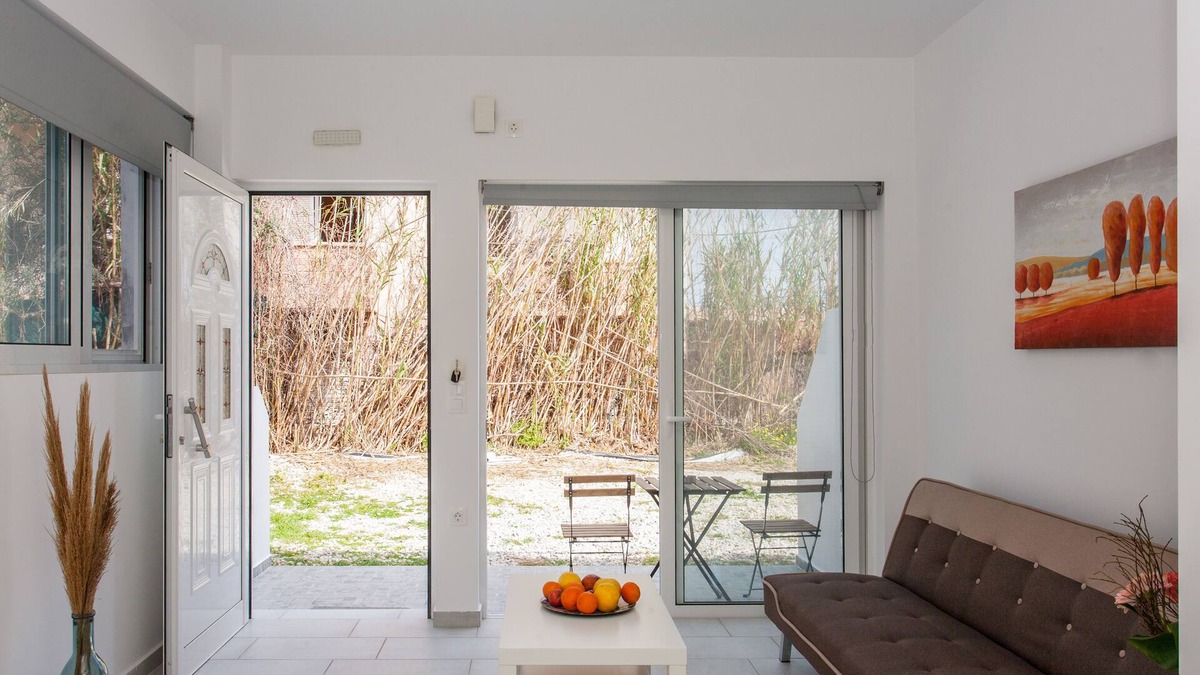 Kato Galatas Apartment | Glaros Homes